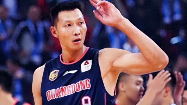 王者归来！易建联亮相全新岗位，宣布2025青训杯赛正式启动