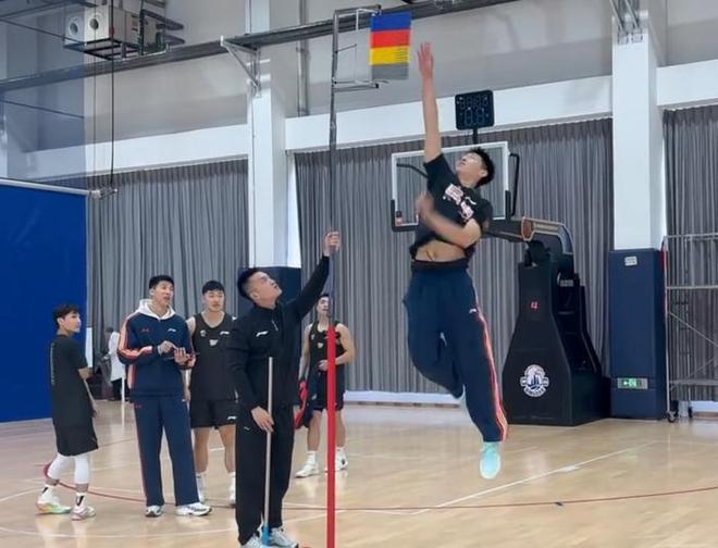 CBA体测更新：30人未合格，6队全员通过，辽粤2将下赛季免测