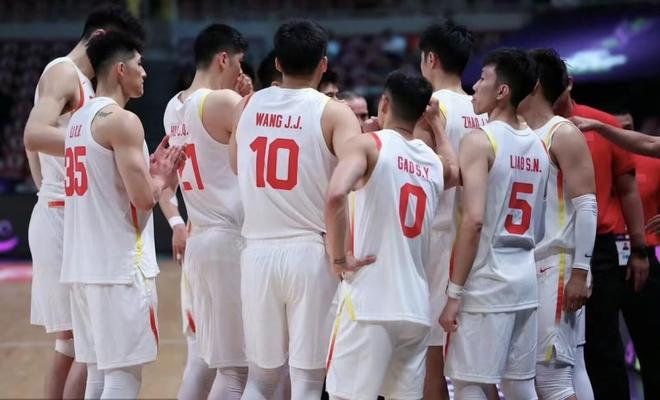 12月01日世预赛+CCTV5直播：韩国男篮VS中国男篮！周琦扛不起大旗