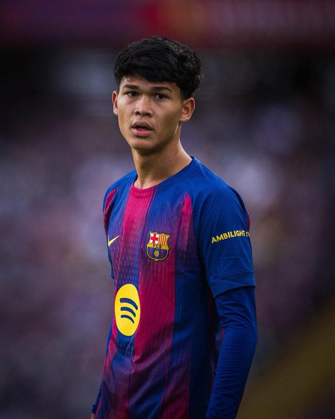 记者：德罗-费尔南德斯近几天都无法训练，他将缺战桑坦德