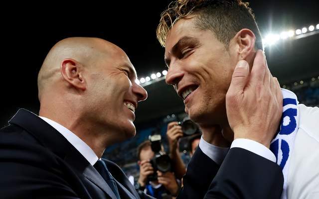 齐达内回忆执教皇马：每天工作14小时 5个月扭转乾坤夺欧冠