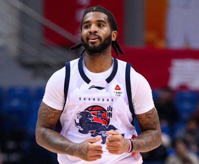 CBA官方罚单：山东外援克里斯珀赛尔辱骂裁判罚3万 邱彪罚2万