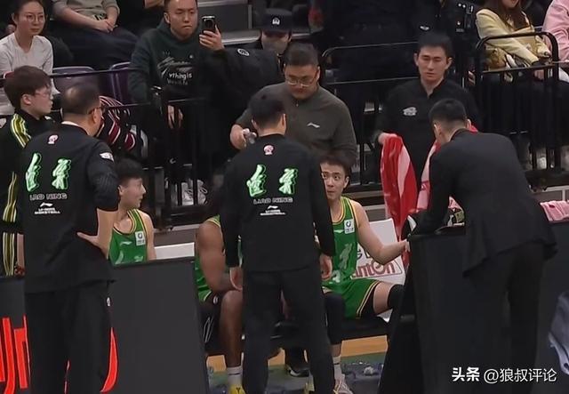 杨鸣：我们阵容调整空间并不大 对阵山西可能给国内球员更多机会