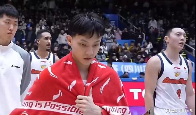 最新消息！CBA“暴力控卫”驰援杜锋，保送广东队躺进总决赛！