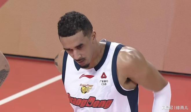 不打了！广东强力外援确认下家，朱芳雨彻底失去“后路”！