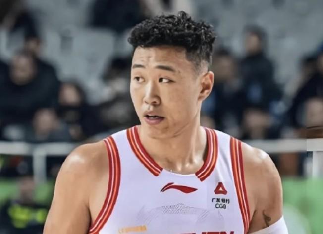 贺希宁：之前过生日总是输球，今天大家的努力和拼搏让我感动