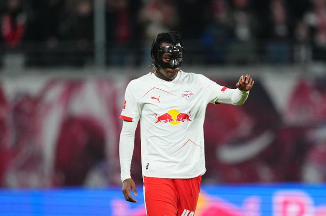 19岁要价1亿？欧洲黑店推出赛季“新品”，曼联热刺拜仁对他认可