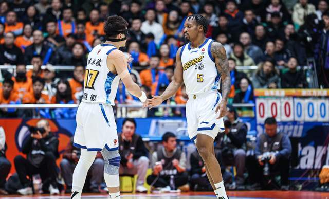 CCTV5直播！广厦再战黑马全力双杀，布朗无法阻挡，王博拒绝爆冷