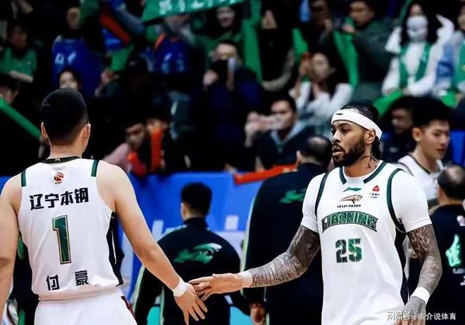 不留情面！杨鸣刚下课，辽篮就大胜，爆料管理层还有大动作