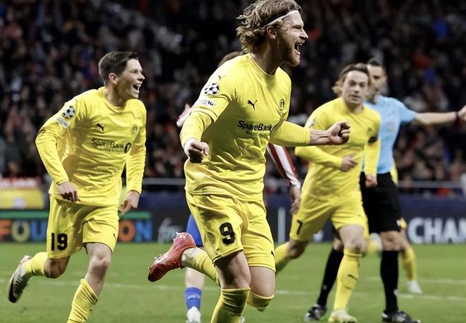 英超5队直通欧冠16强，穆帅神奇再现门将压哨球晋级，3队有望夺冠