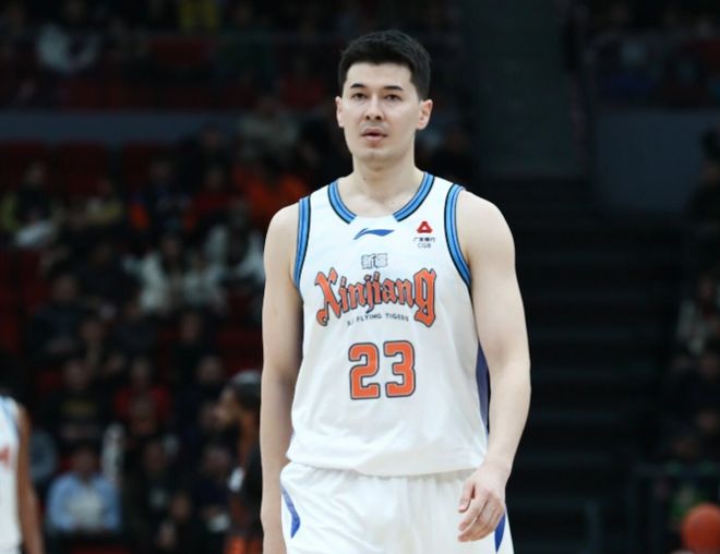 关键4罚不中！新疆爆冷1分惜败同曦 阿不都21+5赵柏清准绝杀