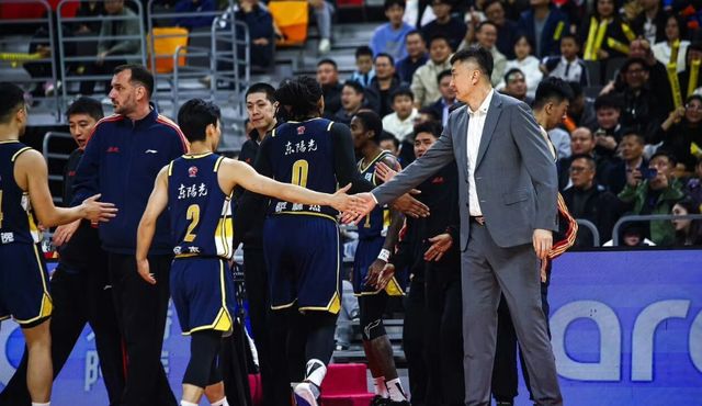 广东宏远拒绝爆冷！全力击败CBA黑马，徐杰确定复出，央视直播