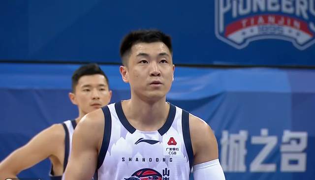 落后22分差点逆转！山东爆冷负鱼腩，全毁在一人之手，邱彪憋屈啊