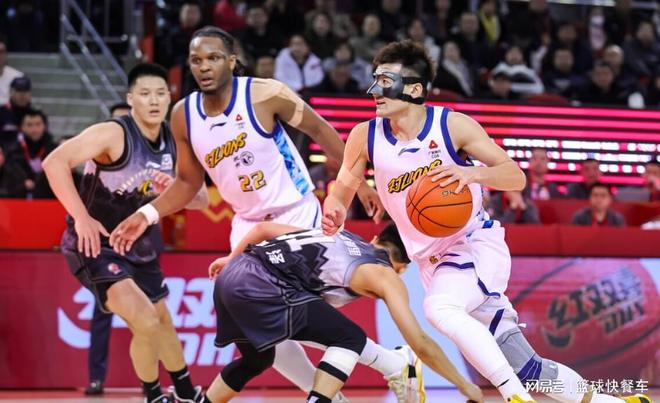 CBA一夜两大超级大冷门！全联盟第1输给第13：山东23分逆转失败