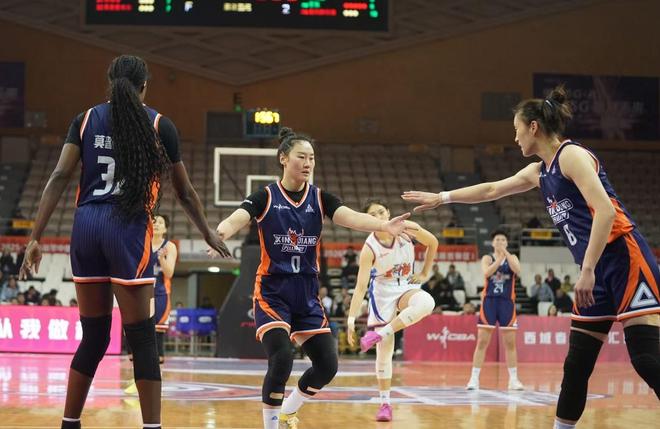 得分第1+助攻第1！中国女篮31岁王牌剑指MVP：宫鲁鸣会召她吗？