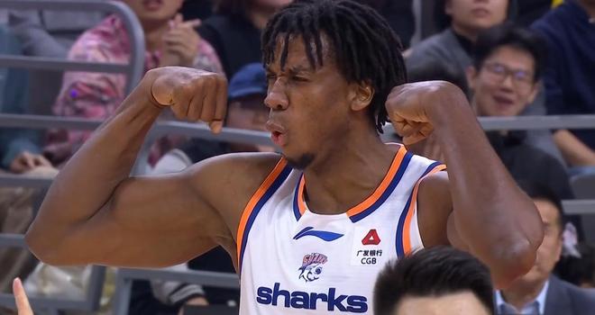 2连败广东再传4坏消息！新添2员伤兵，一夜3人离队，CBA杯更难了