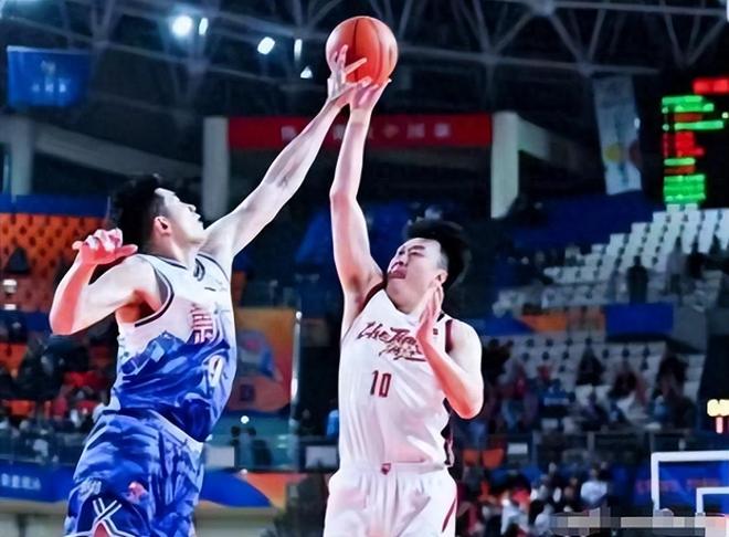 看不懂啊！昨晚6投0中，得0分0板球员，竟入选了中国男篮大名单