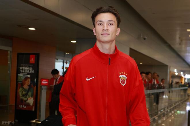 亚冠来袭！海港陷入绝境，补报最新名单，武磊复出，新援在列