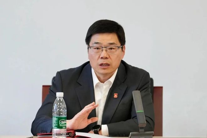 “中国男篮，到了‘最危险的时候’”