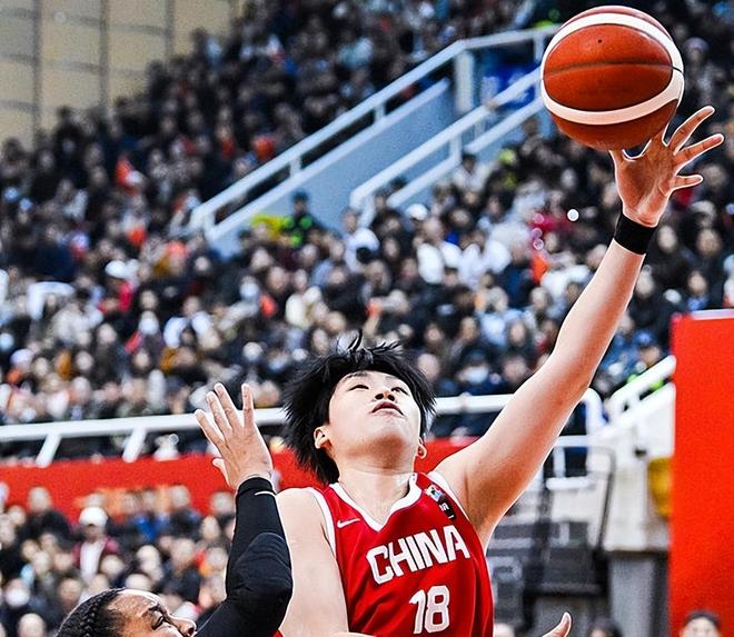 19分钟砍21分！中国女篮25岁1米92奇兵闪耀：宫帅用她搭档韩旭？