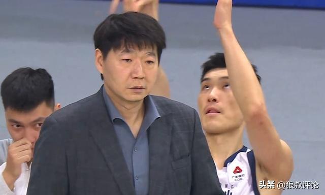 邱彪：主要赢在态度和幸运，满意新外援琼斯的表现，但参考性有限