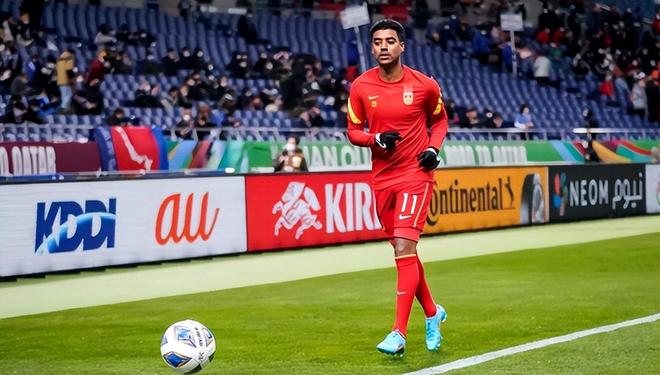 意外！邵佳一敲定国足第二期名单时，会考虑招入这位久违归化吗？