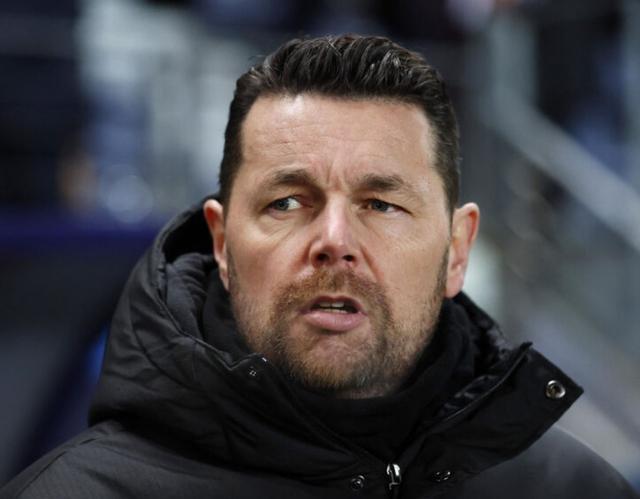 大胜登顶法甲，朗斯主帅：目标仍是欧冠资格，竞争对手是马赛