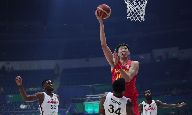 眼伤啥时能好？周琦回应康复时间 他或许跟国家队无缘了