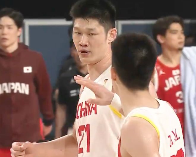 中国男篮87-80逆转日本 球员评价：4人优秀，3人及格，4人低迷