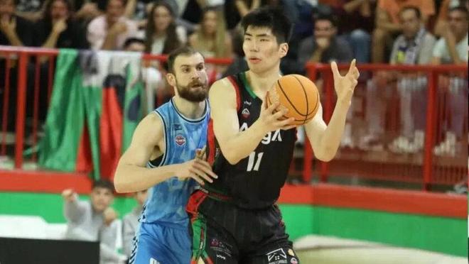 从42分大胜到客场硬仗！生死战余嘉豪万里驰援，冲绳一战不容有失