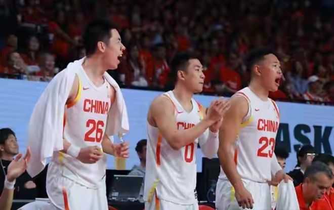愤怒!FIBA社媒称中国男篮从日本偷走胜利,网友:是谁偷摸心里有数!