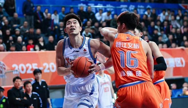 CBA豪门摆烂！两名主力赛季报销，外援也不换了