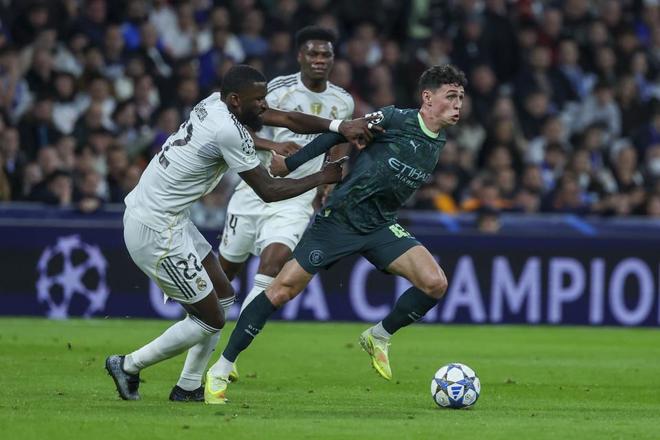 歐冠又看白對藍！折損了一條中軸線的皇馬，這次拿什麽擊敗曼城？