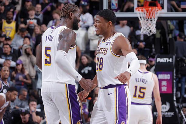 内线新援打出大号两双数据，他真的补强了湖人的最后一块短板？