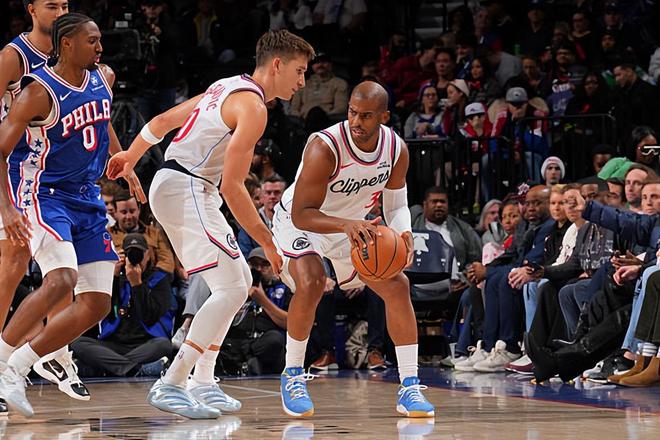 時(shí)隔多場后回歸輪換陣容，但保羅對(duì)于快船的負(fù)面影響依然肉眼可見