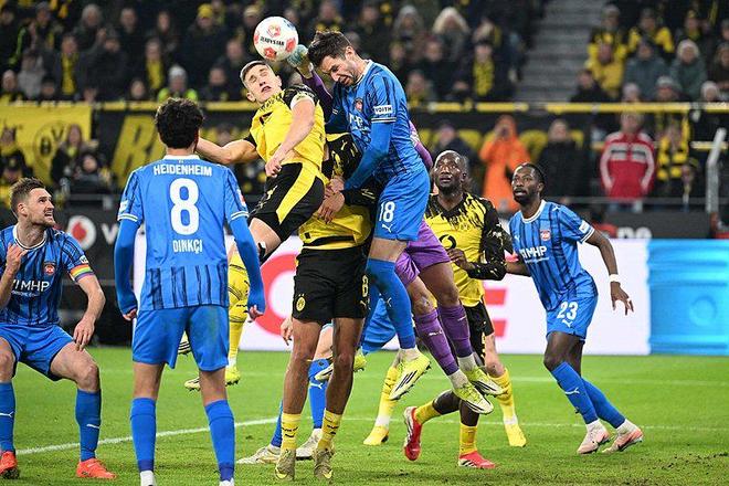 多特蒙德3-2海登海姆 距榜首6分