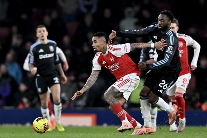 靠譜不？曼城主場(chǎng)負(fù)倒數(shù)第一，槍手完勝紅魔，英超冠軍本輪懸念終