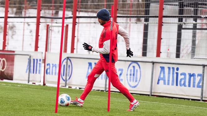 拜仁官方：兩周前受傷的萊默爾已恢復(fù)有球訓(xùn)練