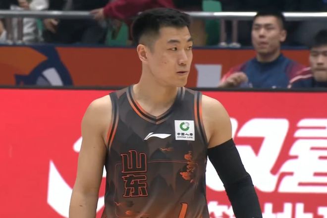 山東男籃末節(jié)逆轉(zhuǎn)廣州，陶漢林決勝時(shí)刻立功，雙小外砸歪籃筐