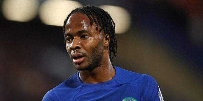 自由身+即戰(zhàn)力！斯特林成轉(zhuǎn)會(huì)市場(chǎng)搶手貨，多支歐冠球隊(duì)爭(zhēng)相邀約