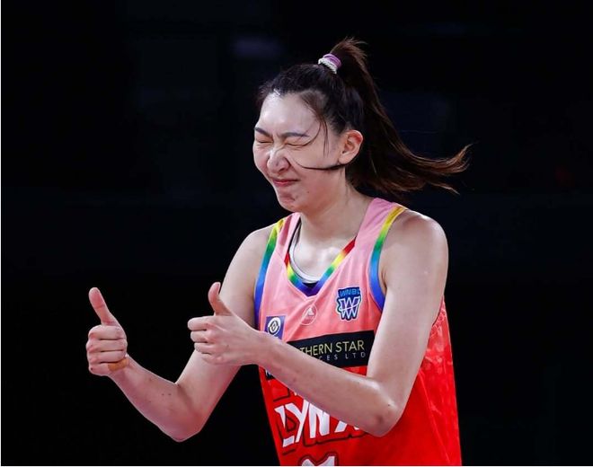 創(chuàng)歷史！韓旭25分鐘狂轟25+14+4帽 率隊2-0進WNBL總決賽