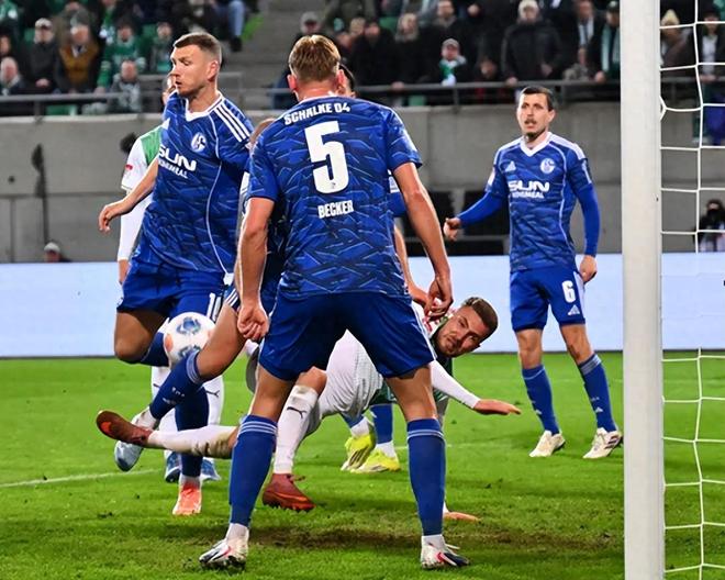 德乙25輪：埃爾沃斯堡隨時沖擊榜首，沙爾克04需要重建信心