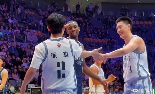 朱芳雨賭對了！CBA第一外援示好廣東隊，這可是杜鋒的爭冠底牌？