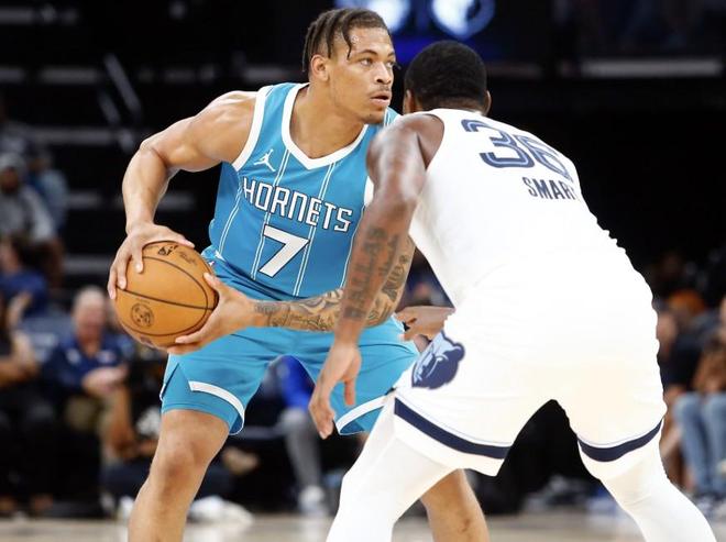 記者：山東新外援約翰遜已經(jīng)抵達香港，能趕上CBA二階段首戰(zhàn)