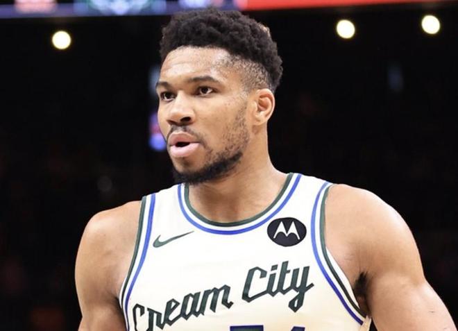 會離開雄鹿？字母哥：這不由我決定，若由我決定也許已經(jīng)走了