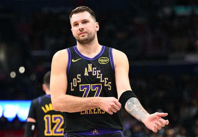 湖人官方： 東契奇因腿筋傷病，將缺席對(duì)陣?yán)做谋荣?></span><div   id=