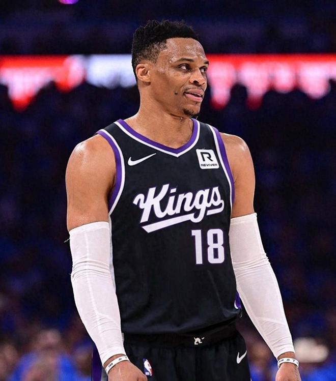 威少已經(jīng)37歲了，仔細算算，他還有機會拿30000分嗎？