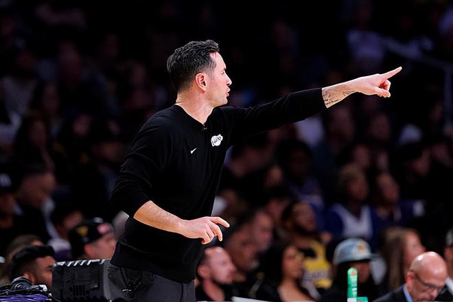 JJ-雷迪克：考慮到核心球員的傷病，我對于湖人的戰(zhàn)績非常滿意