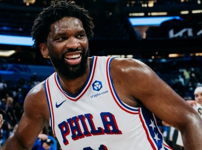 76人險勝太陽奪第30勝：恩比德33+9馬克西29+9 布克復出21+9