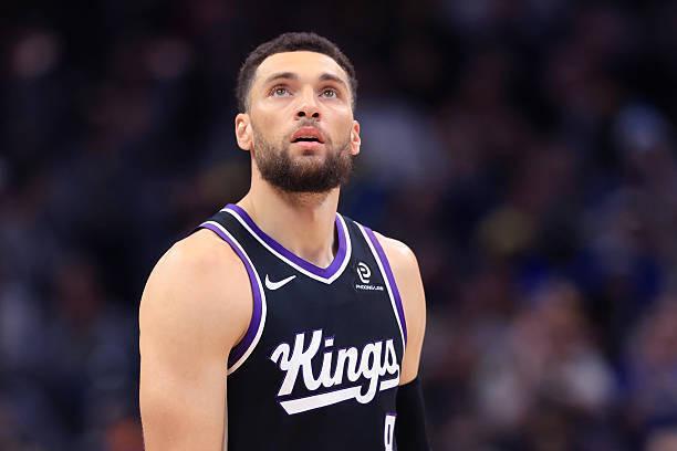 賽季報銷！拉文將接受右手小指肌腱手術(shù) 今夏大概率執(zhí)行球員選項